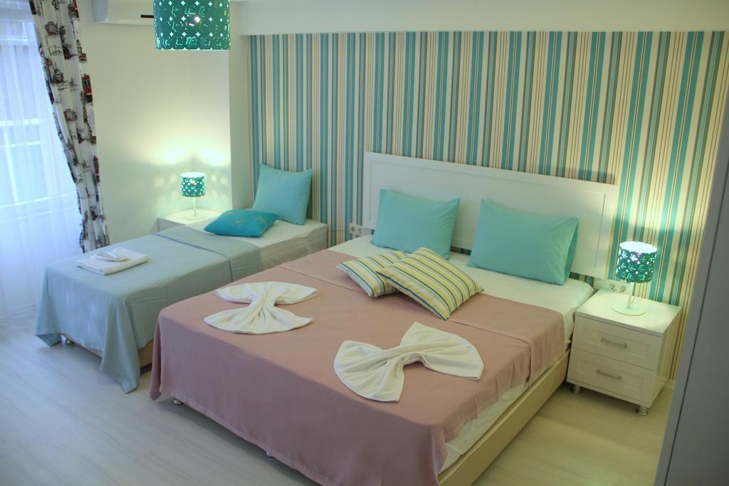 Otel Yazar